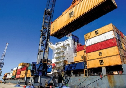 Balança comercial registra superávit parcial de US$ 30 bilhões no ano Balança comercial registra superávit parcial de US$ 30 bilhões no ano