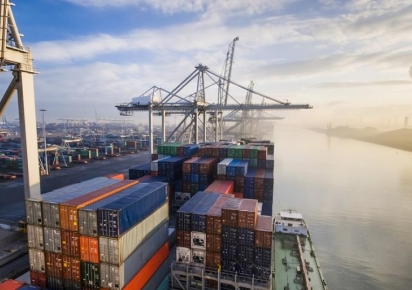 Balança comercial tem superávit de US$ 1,352 bi na 4a. semana de maio Balança comercial tem superávit de US$ 1,352 bi na 4a. semana de maio