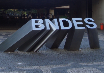 BNDES vai quebrar se devolver R$200 bilhões à União BNDES vai quebrar se devolver R$200 bilhões à União